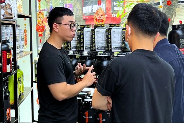 Nhân viên tư vấn tại tại Nhà Cái F8bet casino trang chủ chính thức F8 BET 125 Lê Thanh Nghị, quận Hai Bà Trưng, Hà Nội