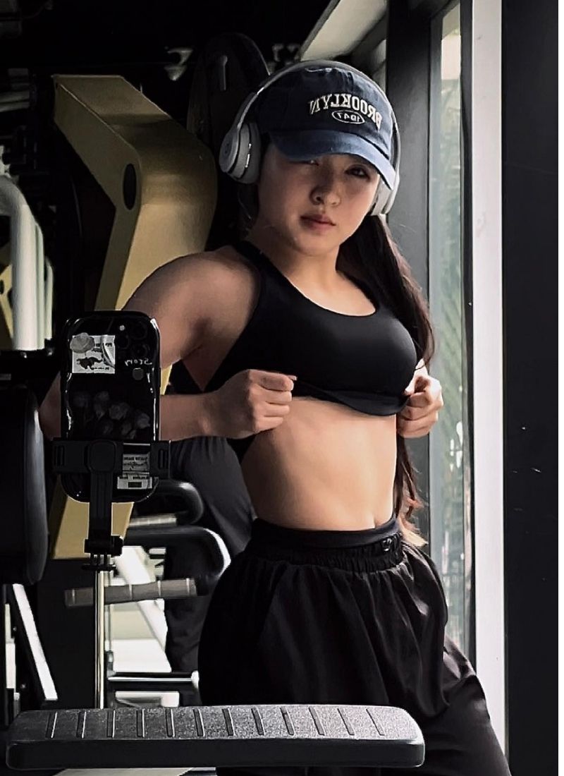 ảnh gái sexy tập gym