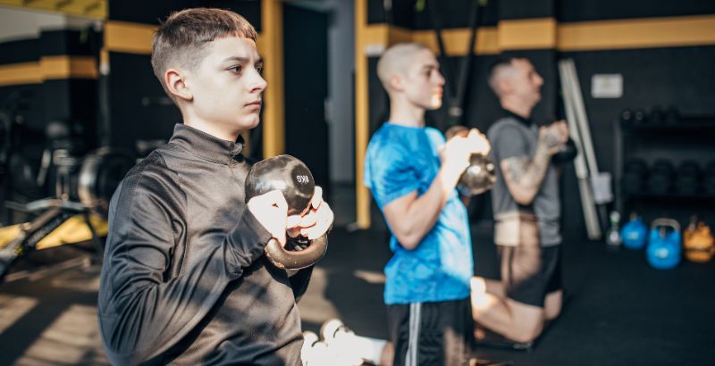 Tập gym tuổi 14 mang lại nhiều lợi ích cho F8bet09 vip giải trí trực tuyến