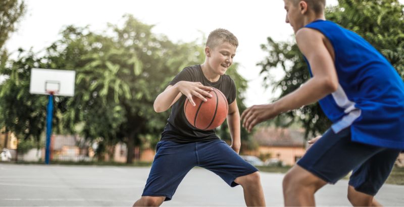 14 tuổi tập gym kết hợp chơi thể thao giúp F8bet09 vip tải ứng dụng phát triển toàn diện